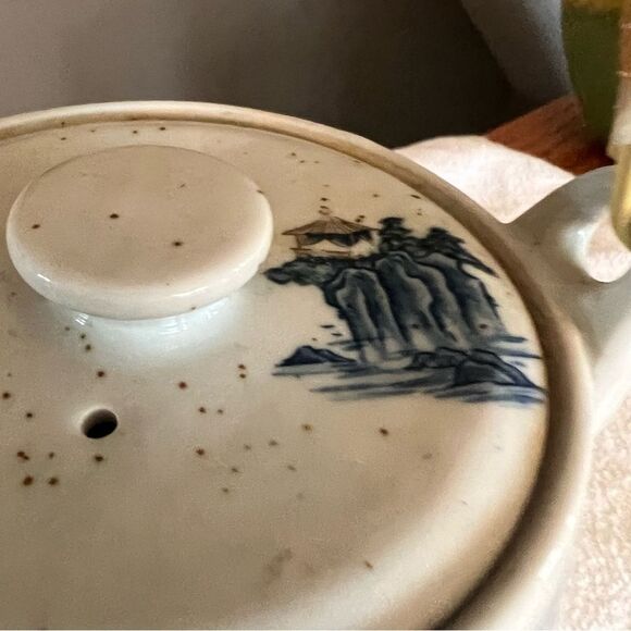 Vintage Asian Teapot Blue Scenery Bamboo Handle Stoneware Unmarked - Picture 4 of 12
